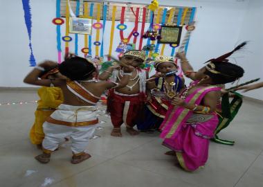 The Sparrows,The sparrows in bangalore,best preschool in hanumantha nagar,best playgroup in hanumantha nagar,best daycare in hanumantha nagar,best nursery in hanumantha nagar,best activity center in hanumantha nagar,best after school care in hanumantha nagar,best playschool in hanumantha nagar,best preschool in Varsharuthu road,best preschool in Kempegowda nagar, best preschool in gavipuram,top 10 preschool in hanumantha nagar,top 10 preschool in bangalore,thesparrows,sowing seeds,the sparrows preschool.