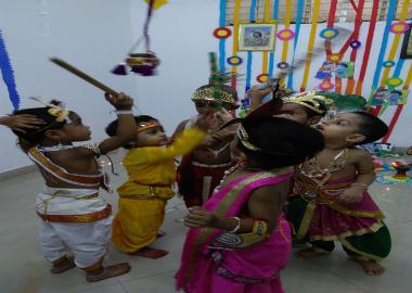 The Sparrows,The sparrows in bangalore,best preschool in hanumantha nagar,best playgroup in hanumantha nagar,best daycare in hanumantha nagar,best nursery in hanumantha nagar,best activity center in hanumantha nagar,best after school care in hanumantha nagar,best playschool in hanumantha nagar,best preschool in Varsharuthu road,best preschool in Kempegowda nagar, best preschool in gavipuram,top 10 preschool in hanumantha nagar,top 10 preschool in bangalore,thesparrows,sowing seeds,the sparrows preschool.